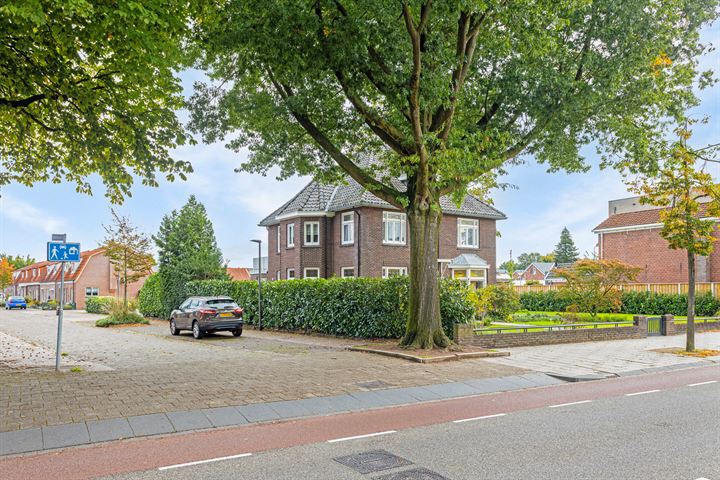 View photo 63 of Hoofdstraat 153