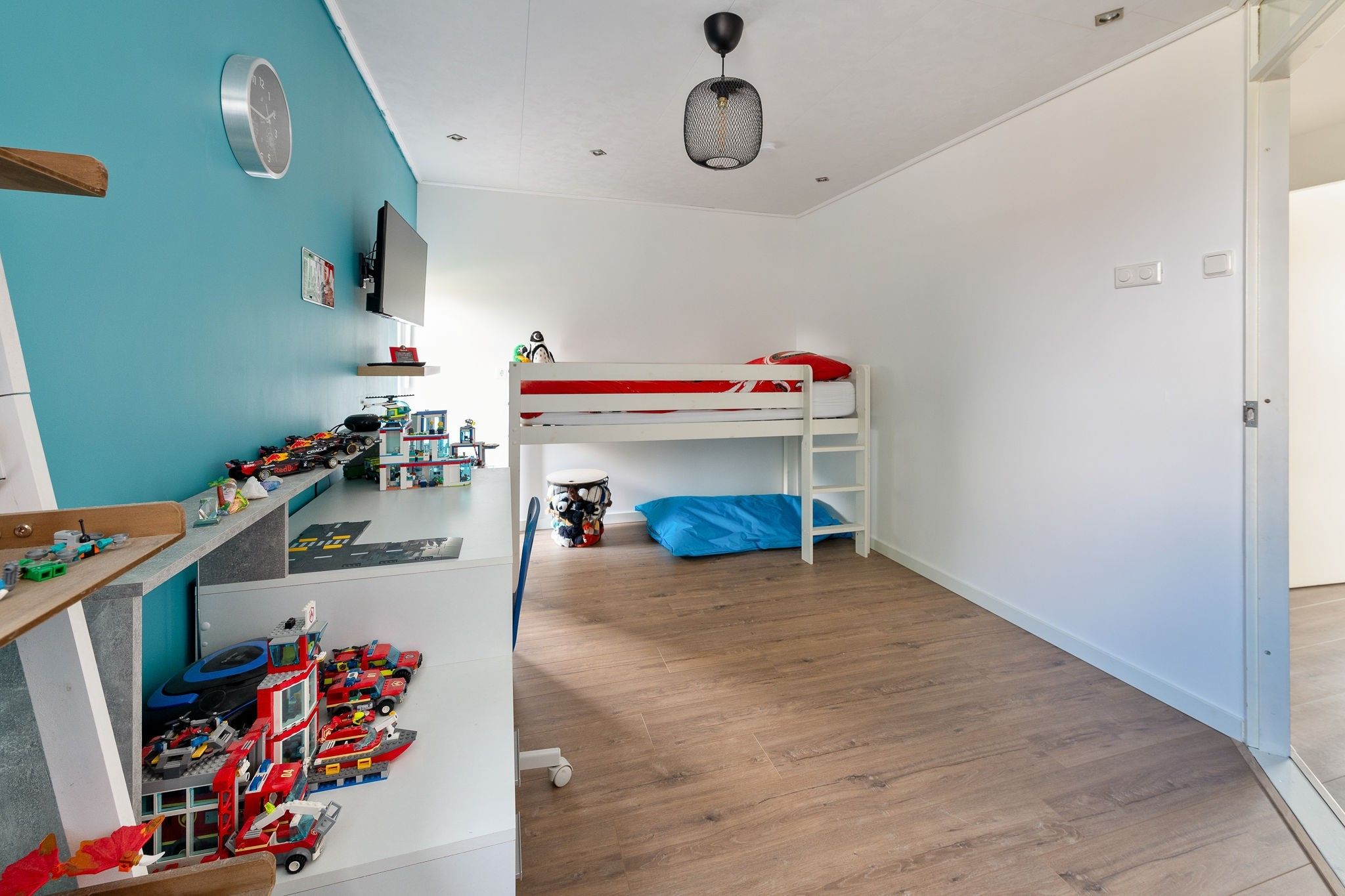 Foto 33 van Pollux 60