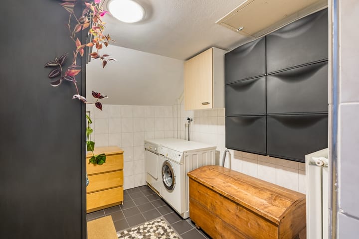 Foto 12 van van Leeuwenhoekstraat 3