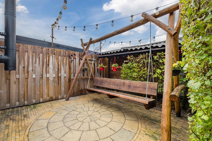 Foto 38 van van Leeuwenhoekstraat 3