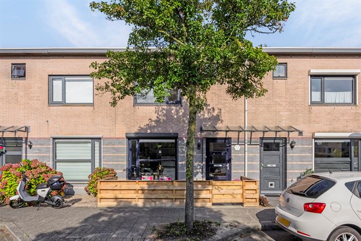 Bekijk foto 1 van Pergolesistraat 13