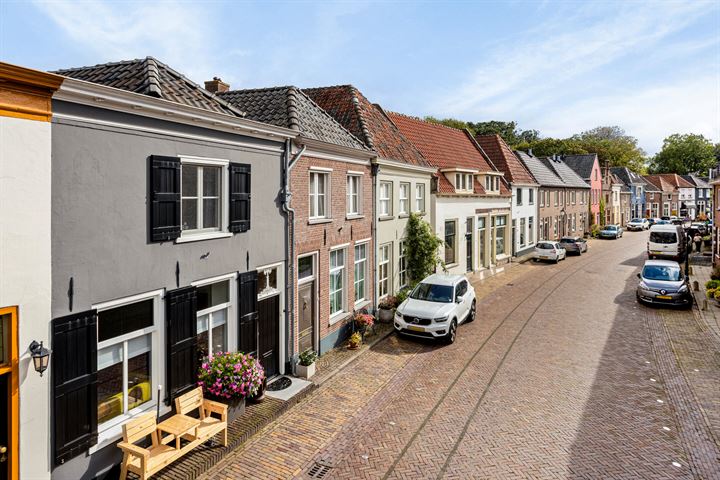 View photo 40 of Bergstraat 23