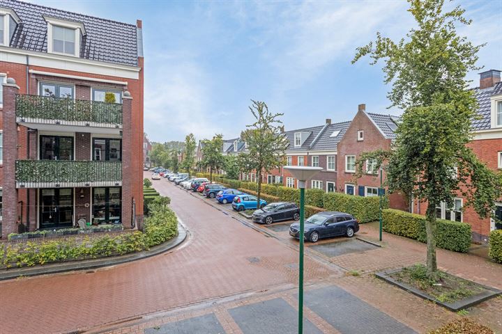 View photo 16 of Gaesbeekerhof 111