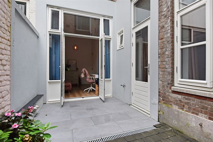 Bekijk foto 3 van Neptunusstraat 48