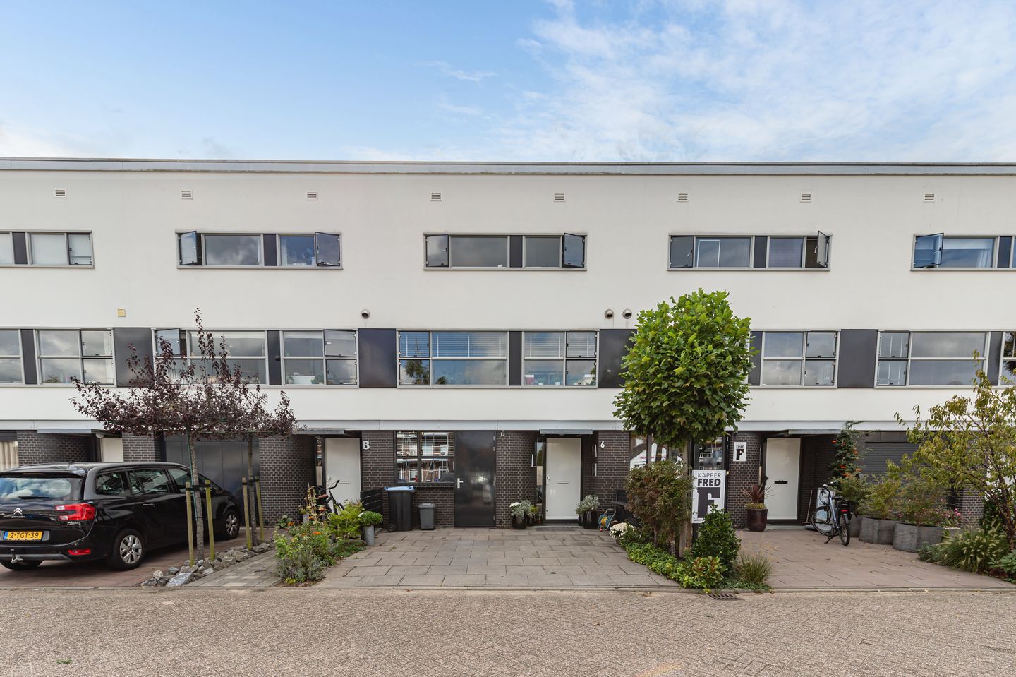 Foto 1 van Vrijheer van Eslaan 6