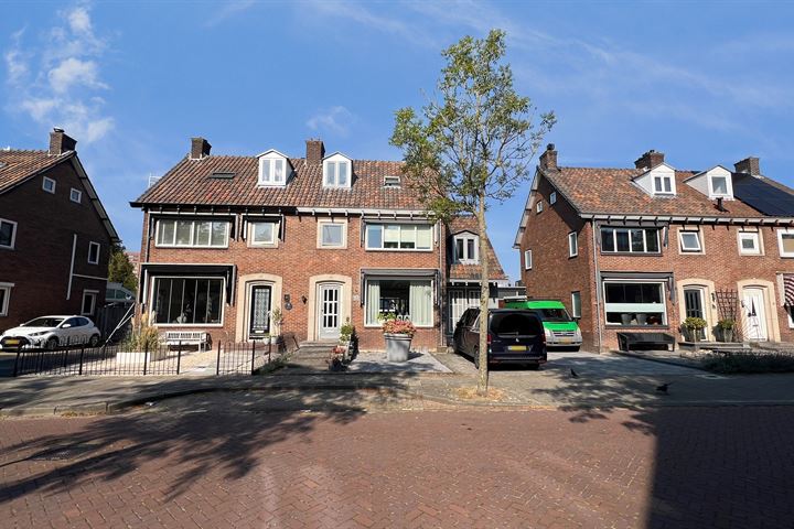 View photo 6 of Prinses Beatrixstraat 7