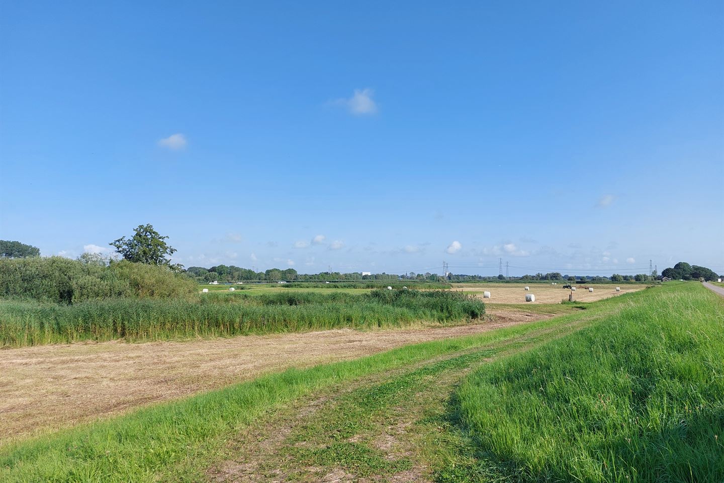 Bekijk foto 1 van Gennerdijk