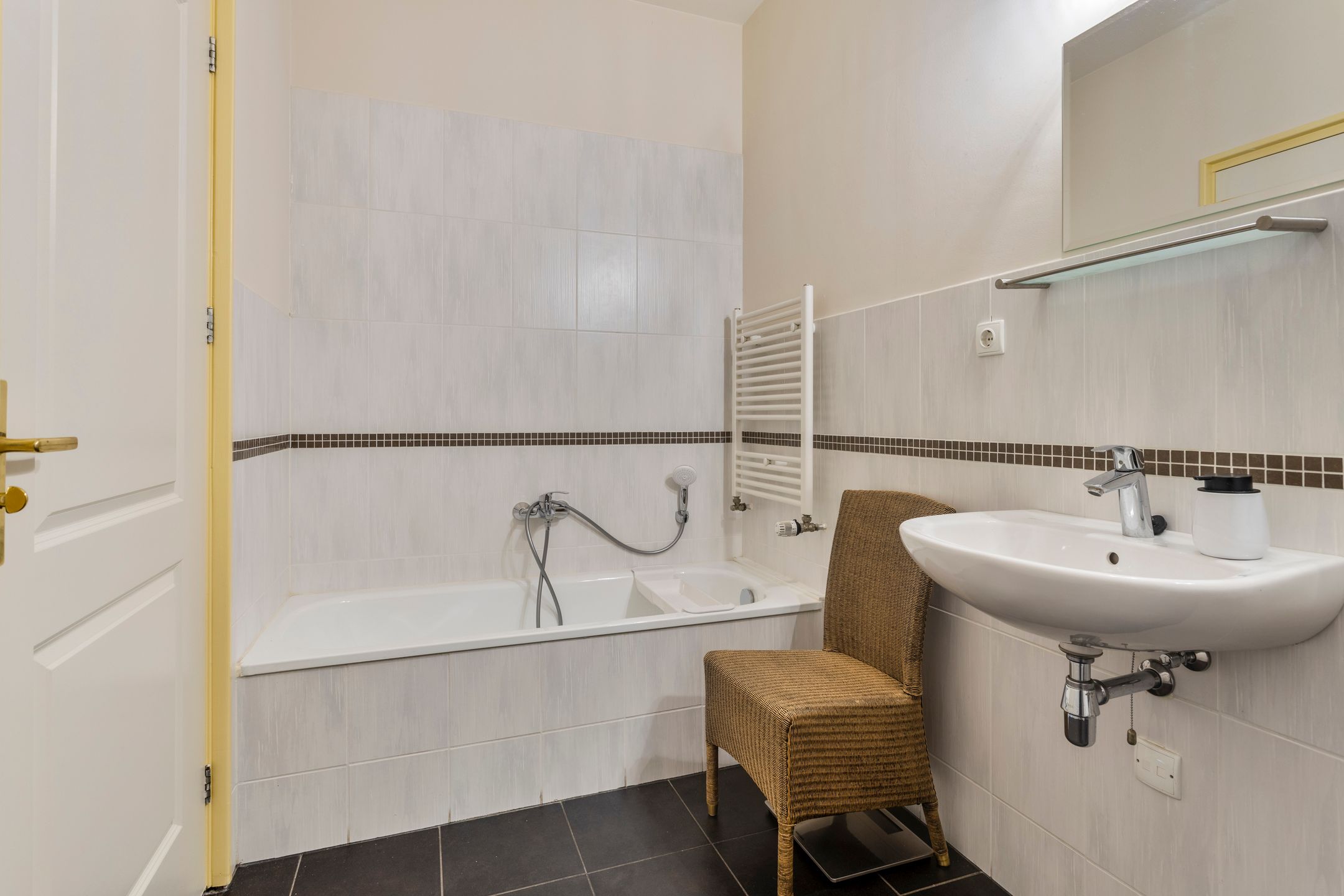 Photo 21 of Dorpsstraat 3