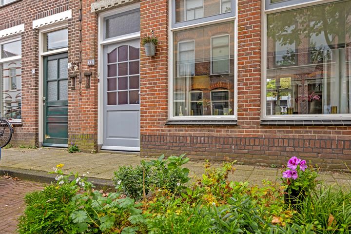 View photo 10 of Hansenstraat 59