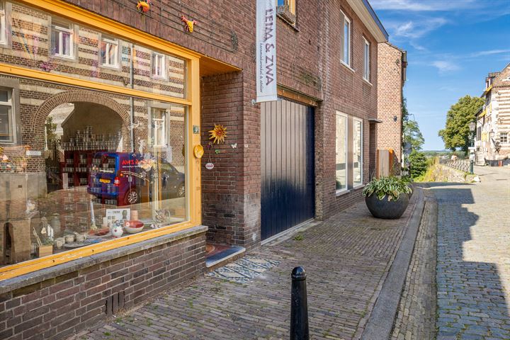 View photo 8 of Dorpstraat 4-A