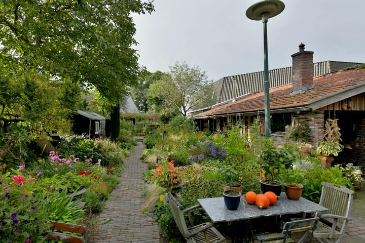 Photo 3 of Ruurloseweg 14