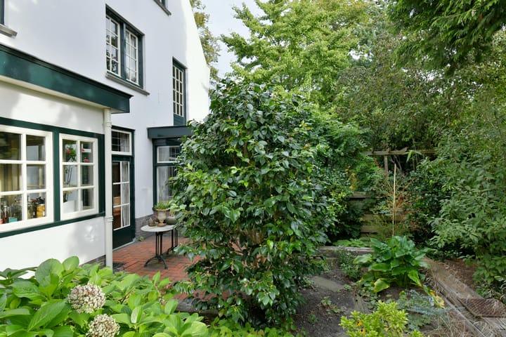 Photo 76 of Ruurloseweg 14