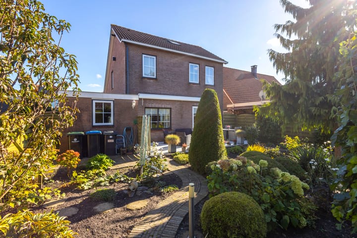 Foto 2 van Molenlaan 11