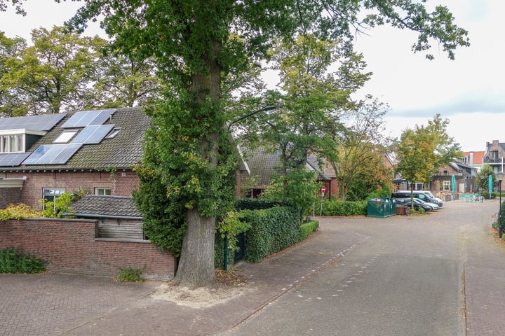 Bekijk foto 3 van Lindestraat 1