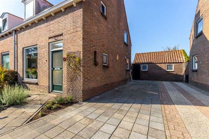 View photo 8 of Schoolstraat 30