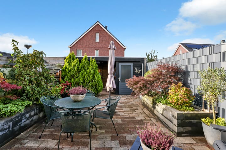 Foto 2 van Reine Victoriaweg 51