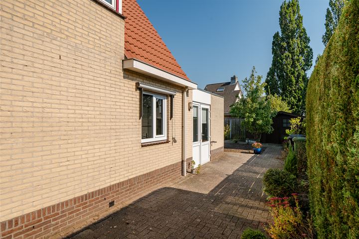 View photo 36 of Opalstraat 17