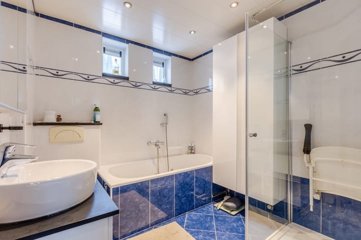 Foto 7 van Veenbes 12