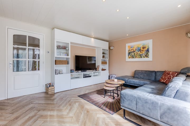 Foto 8 van Veenbes 12