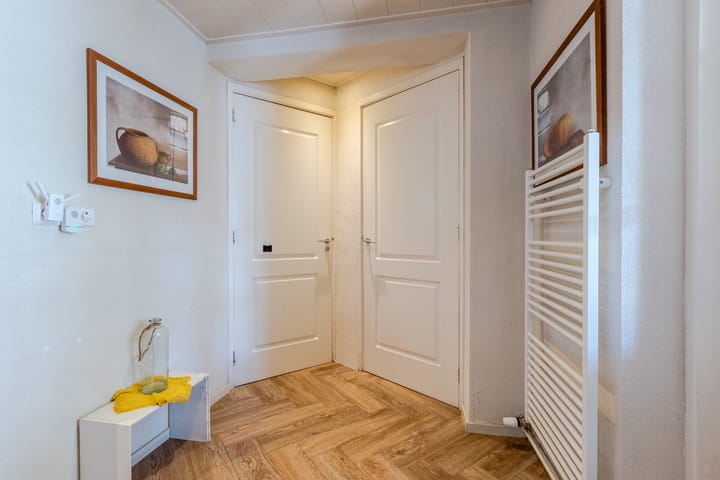 Foto 9 van Veenbes 12