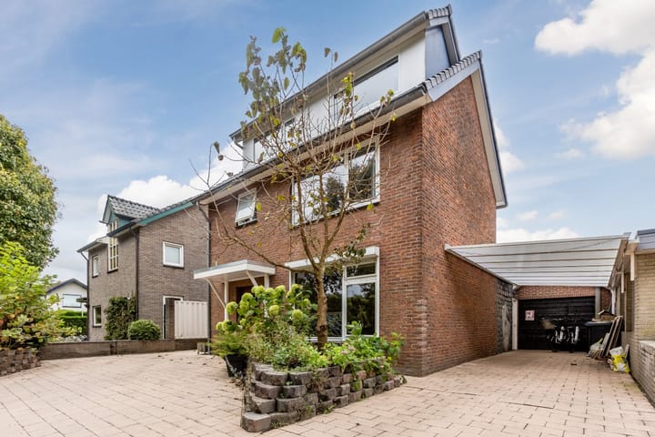 Foto 51 van Veenbes 12