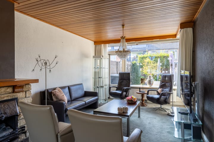 Foto 2 van Pijnboomstraat 2