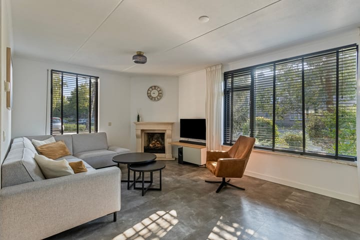 Foto 2 van Jonker Florislaan 11