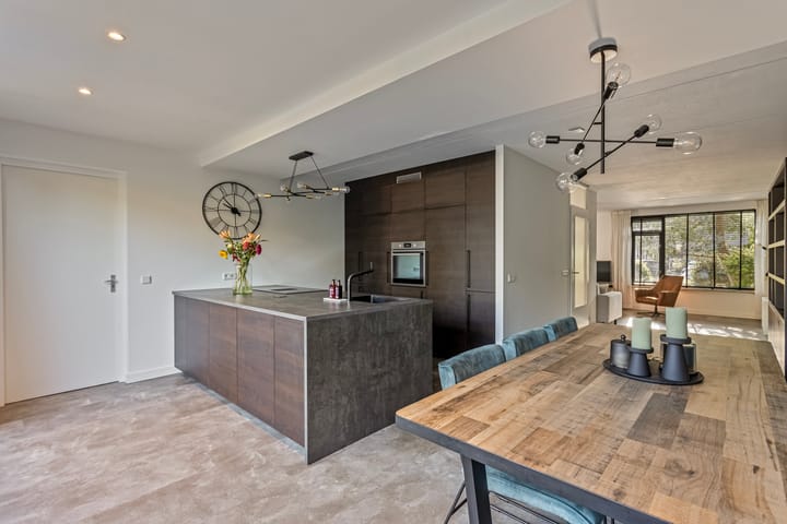 Foto 10 van Jonker Florislaan 11