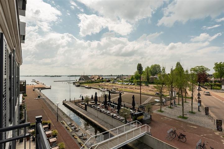 View photo 17 of Boegspriet 10