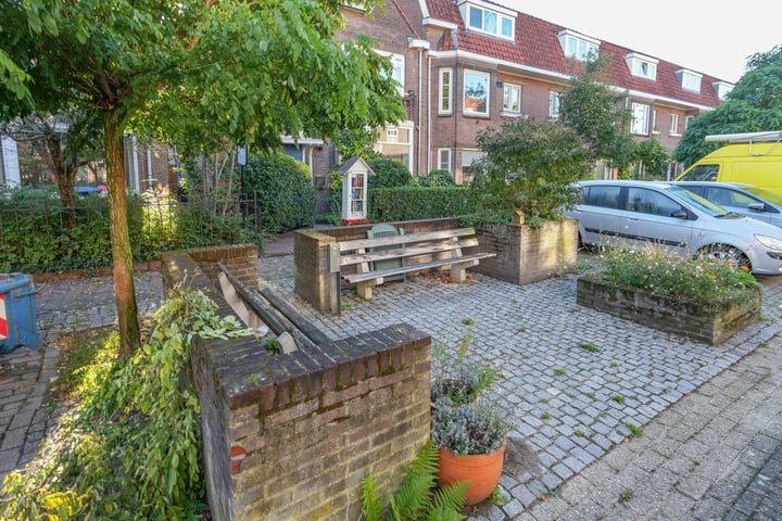 View photo 23 of van Langeveldstraat 6