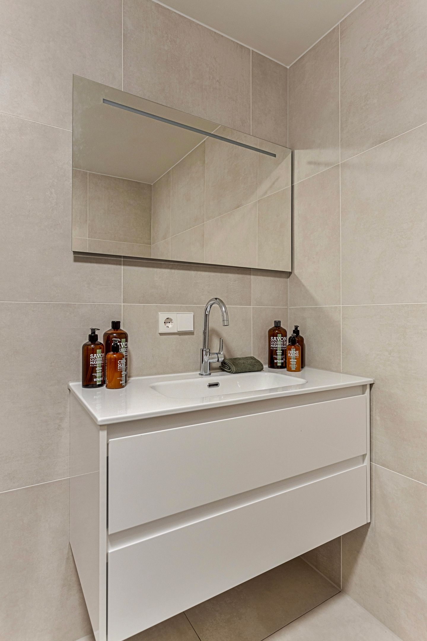 Photo 18 of Dr. Willem Dreesweg 289