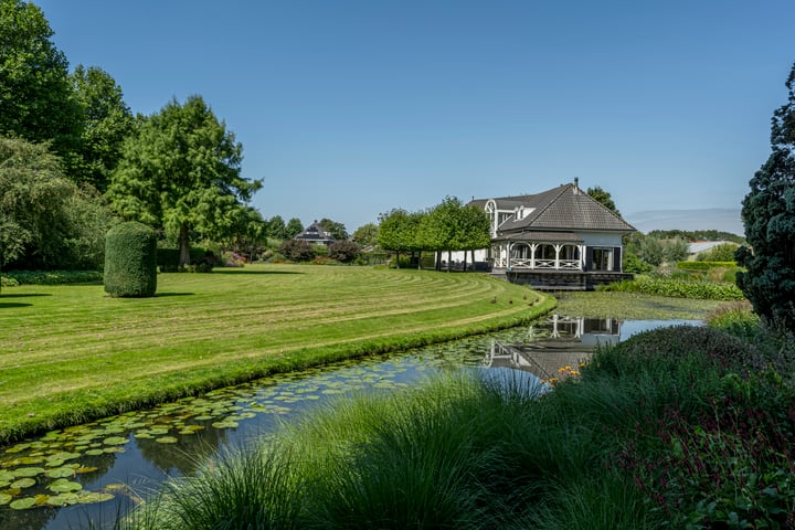 Bekijk foto 2 van Laan van Heemstede 44