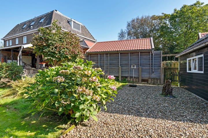 Foto 37 van Dorpsstraat 25-A