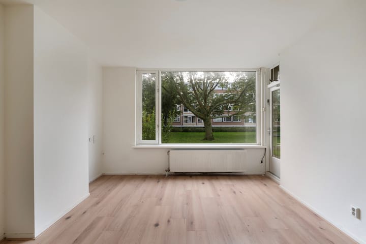 Photo 2 of Plotinusstraat 35