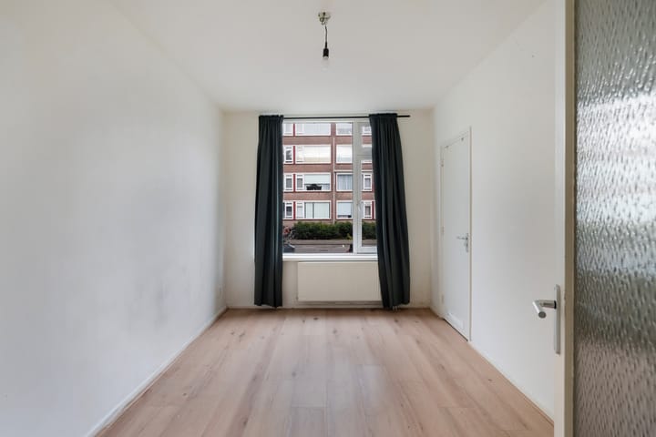 Photo 7 of Plotinusstraat 35