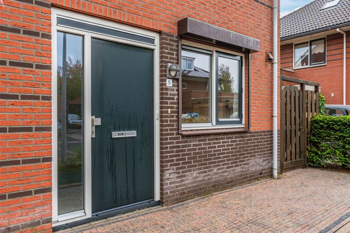 Bekijk foto 27 van van der Vliststraat 5