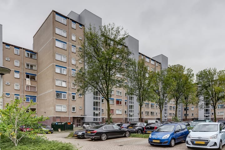 Foto 2 van Tomatenplein 89