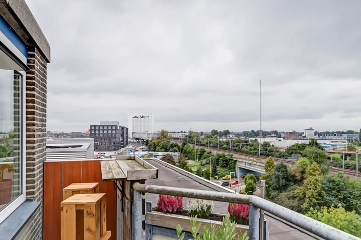 Foto 13 van Tomatenplein 89