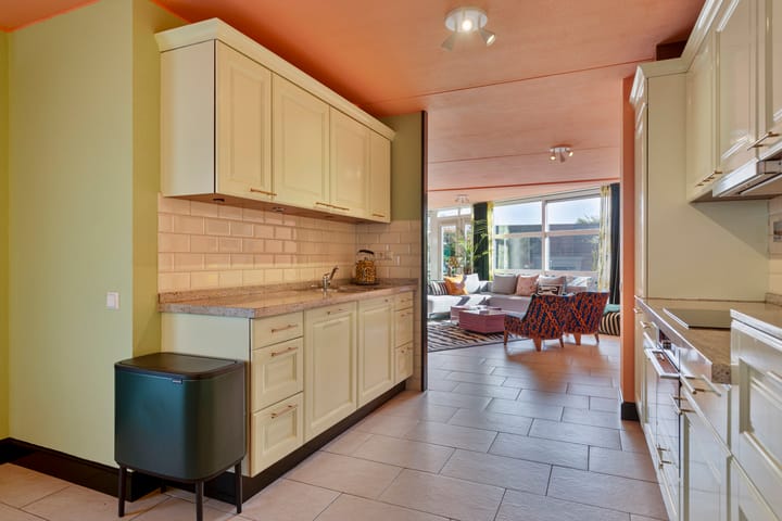 Foto 13 van Bisonstraat 9