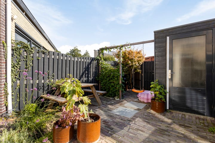 Foto 39 van Bisonstraat 9