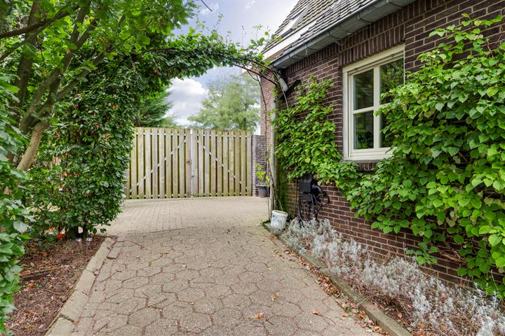 Bekijk foto 39 van Berikstraat 42