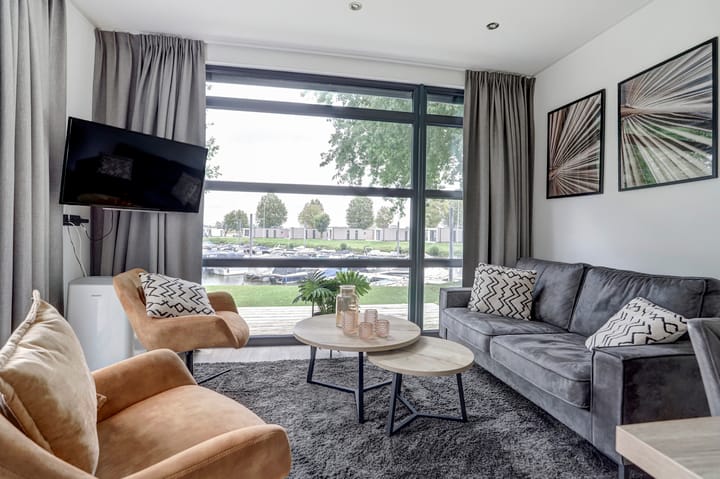 Photo 2 of Rijnbandijk 36-65