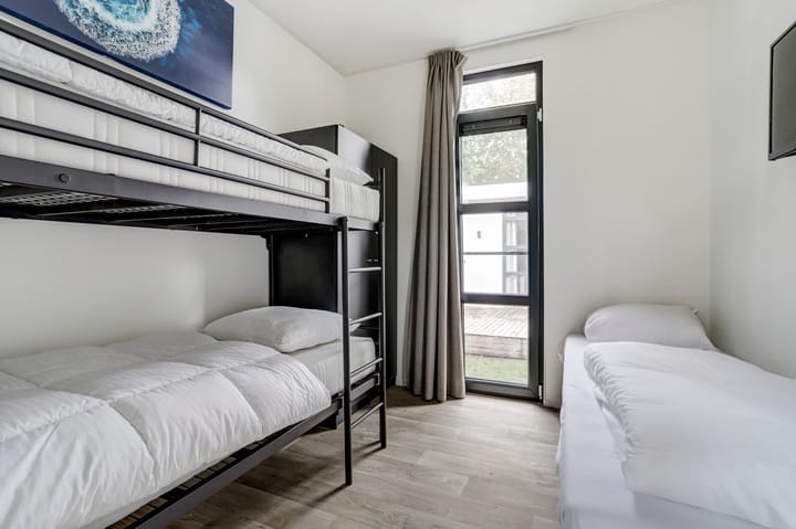 Photo 15 of Rijnbandijk 36-65