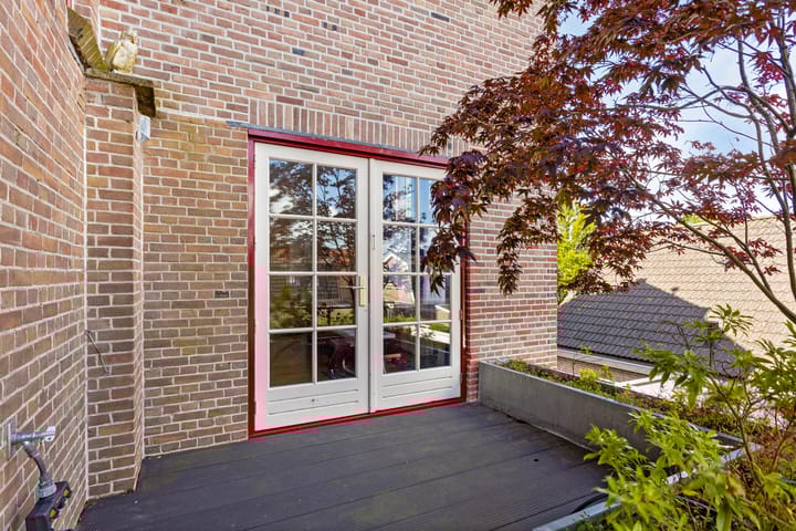 Foto 24 van Leeghwaterstraat 9