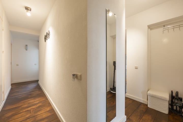 Photo 23 of Graaf 17-B