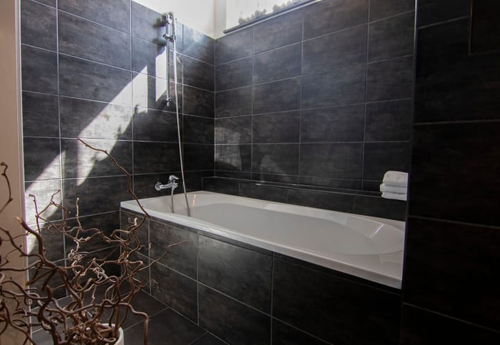 Photo 32 of Graaf 17-B