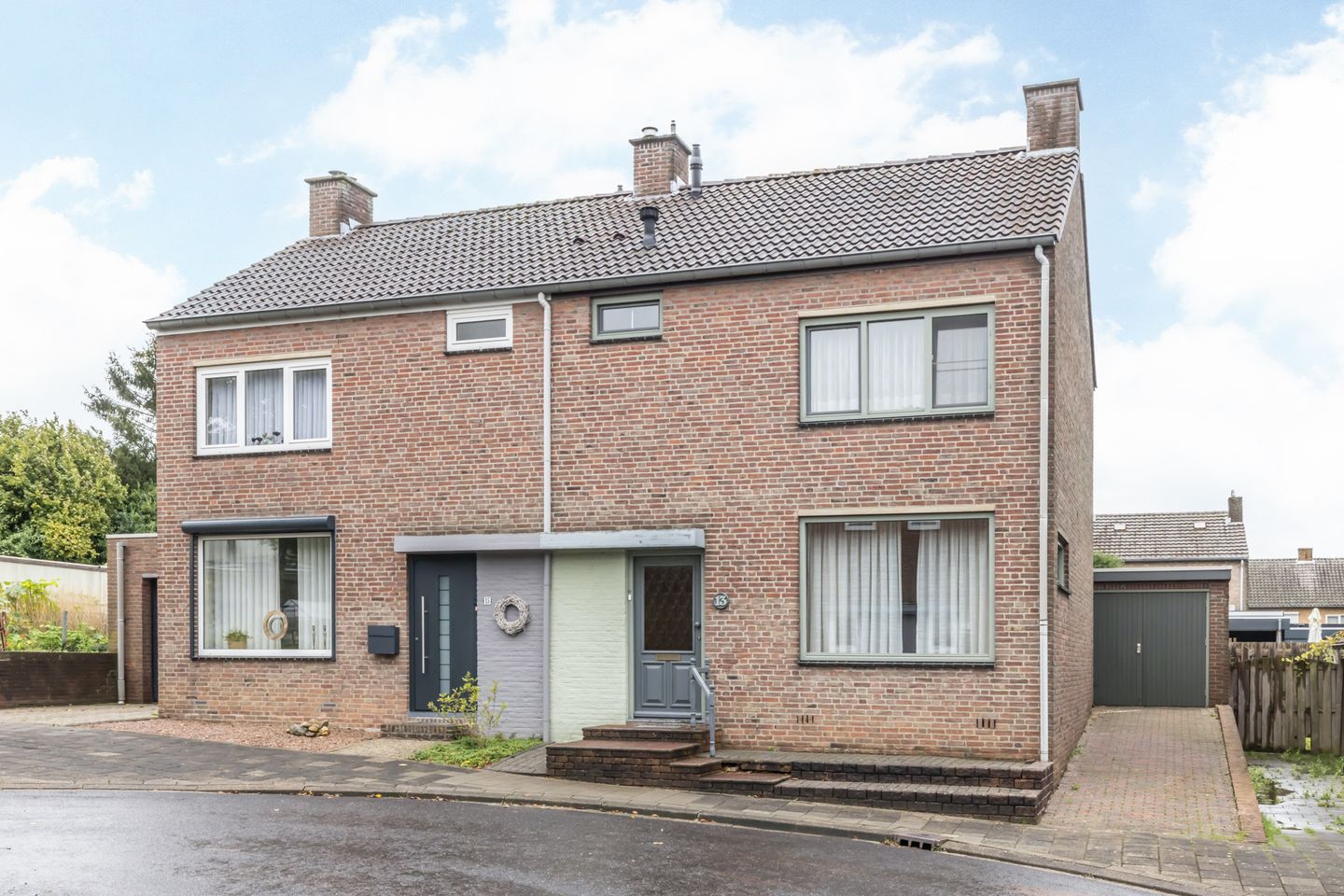 Foto 1 van Kapelaan Franckstraat 13