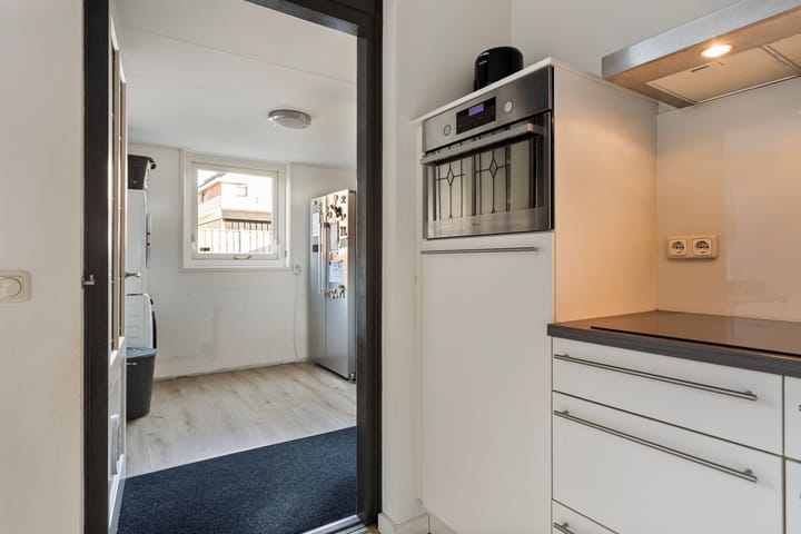 Foto 16 van van Goyenstraat 10