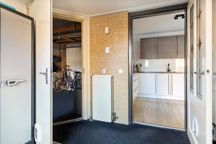 Foto 17 van van Goyenstraat 10