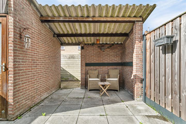 View photo 27 of Poolsterstraat 9